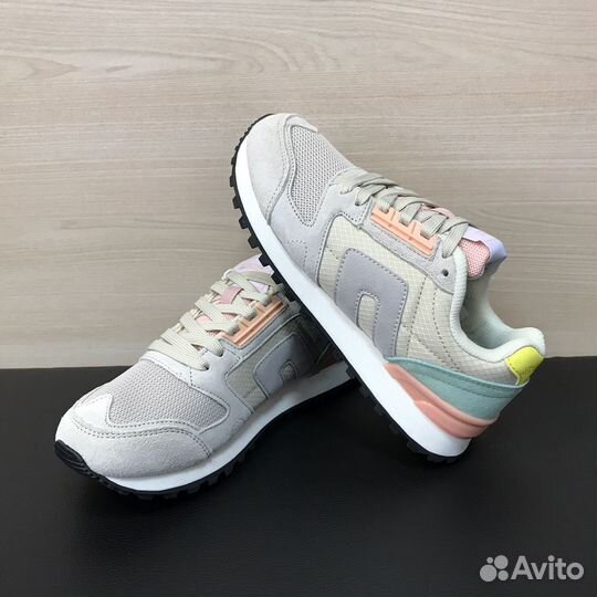 Кроссовки Sprandi P226-2 бежевые женские