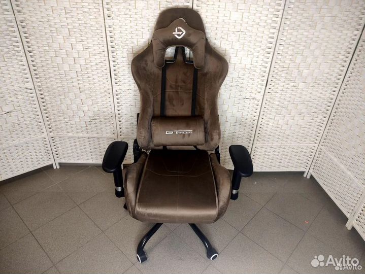 Компьютерное кресло офисное с функцией массажа