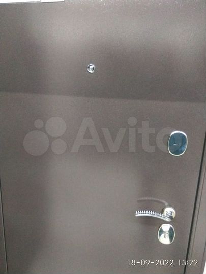 Комната 8 м² в 3-к., 2/2 эт.