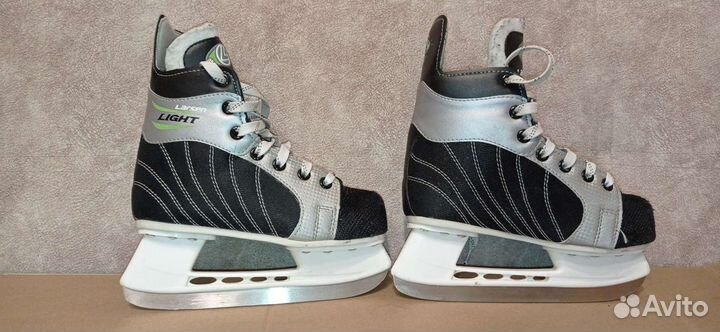 Коньки хоккейные Larsen