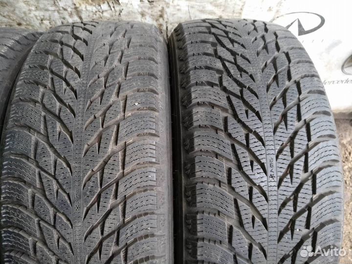 Nokian Tyres Hakkapeliitta R3 SUV 235/55 R18 104R