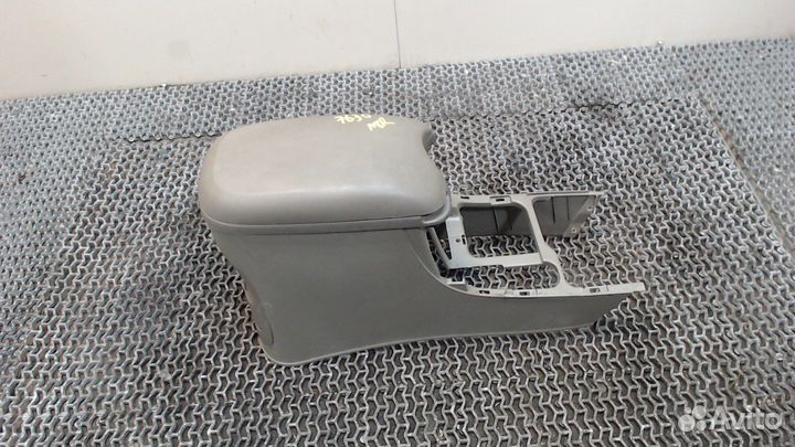 Консоль салона Hyundai Santa Fe, 2002