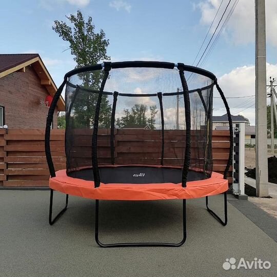 Батут Глобал 8 футов с внутренней сеткой и лестн