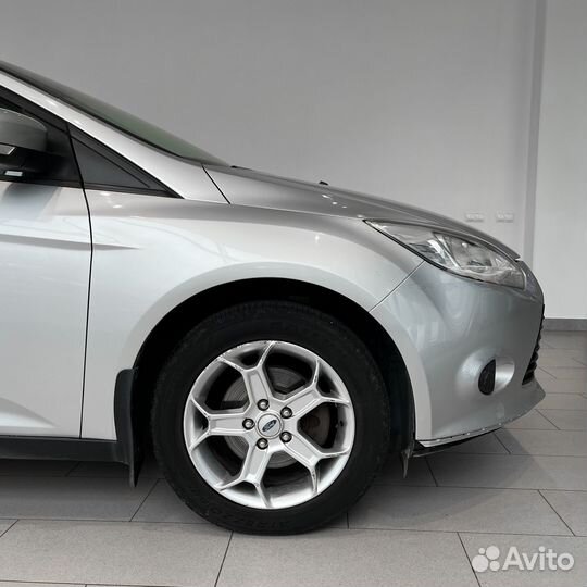 Ford Focus 1.6 МТ, 2011, 130 044 км