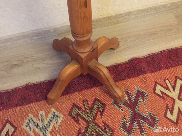 Подставка под цветы