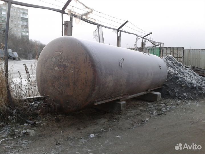 Емкость металлическая 10 кубов