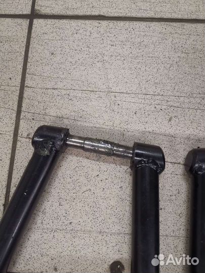 Рычаг нижний Arctic cat tz1