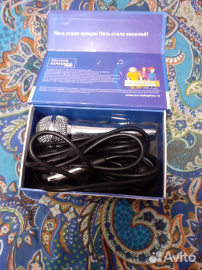 Микрофон для караоке проводной