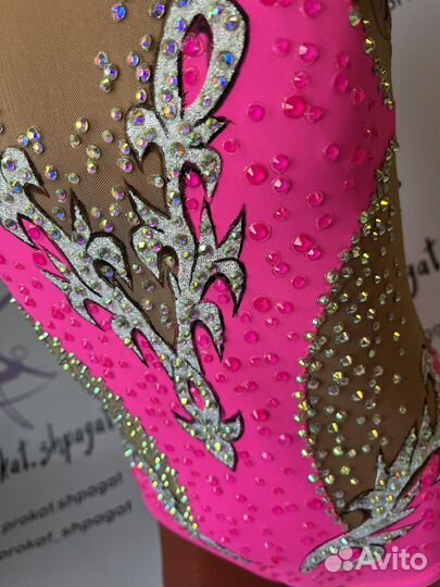 Аренда,продажа купальника для хг рост 98-104-110