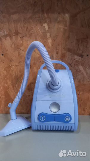 Игрушки кухня berchet,пылесос и гладильная доска