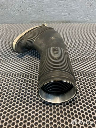 Воздуховод правый Porshe Panamera 970 рест cwaa