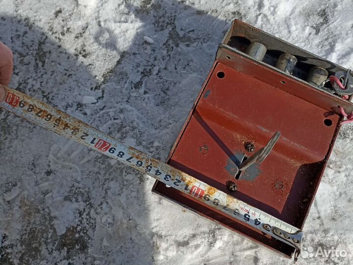 Замок гаражный накладной