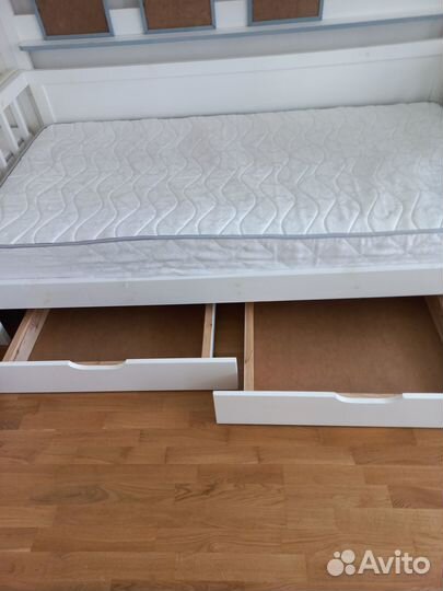 Детская кроватка-Домик