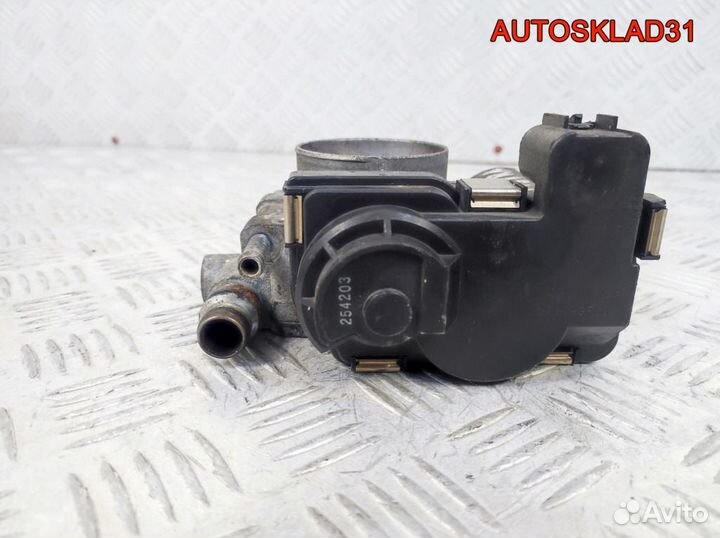 Заслонка дроссельная Opel Astra H Z16XEP 55352858