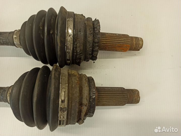 Привод передний BMW X5 E70