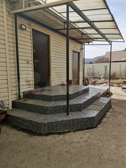 Дом 226,9 м² на участке 7 сот.