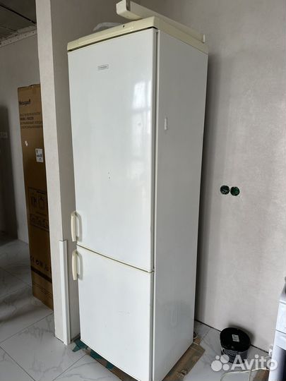 Холодильник electrolux бу