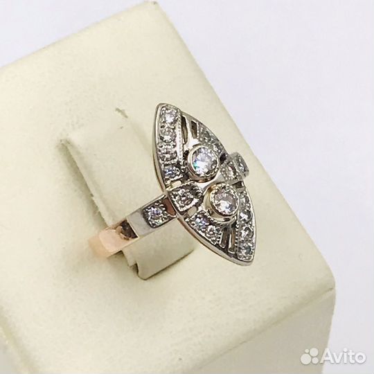 Золотое кольцо с бриллиантами