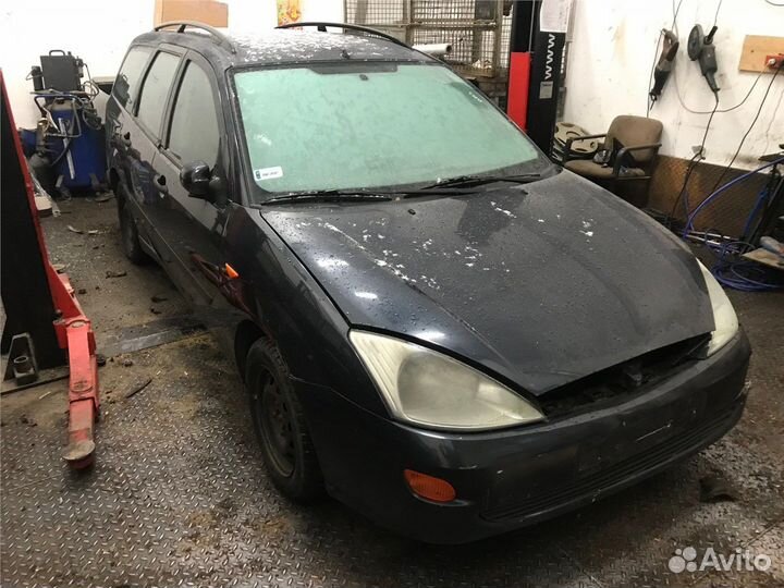Разбор на запчасти Ford Focus 1