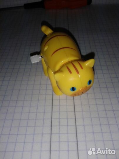 Кошка заводная