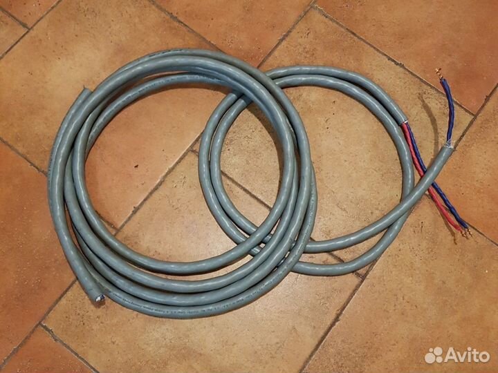 Акустический кабель Tara Labs RSC Prime 500