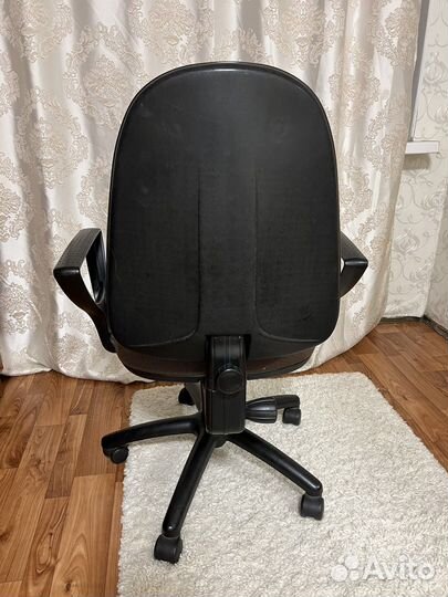 Стул на колесиках бу