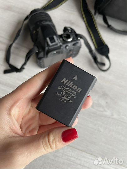 Зеркальный фотоаппарат Nikon D3100