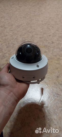 Камера видеонаблюдения купольная Hikvision