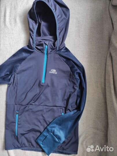 Костюм Декатлон для занятий спортом