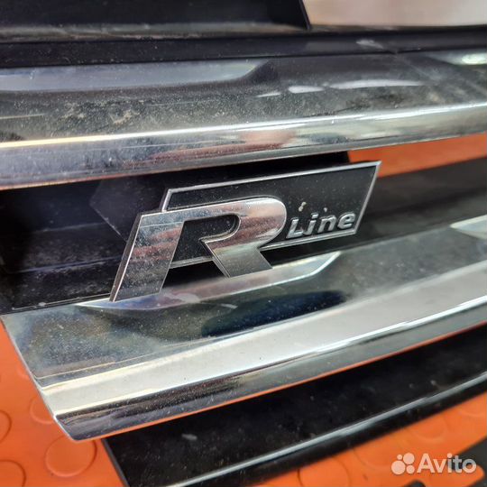 Решетка радиатора Volkswagen Tiguan 2 2017