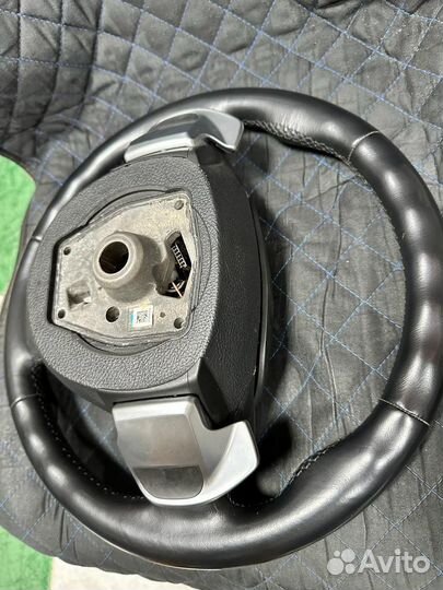 Спорт руль с лепестками на BMW f10