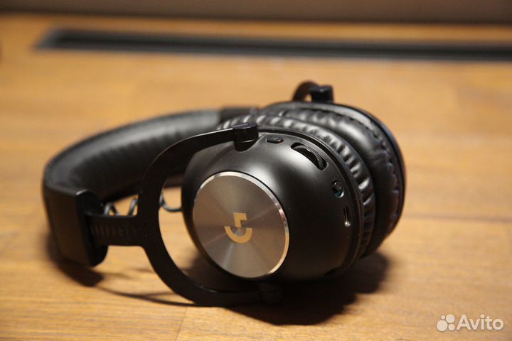 Беспроводные/проводные наушники Logitech G PRO X W