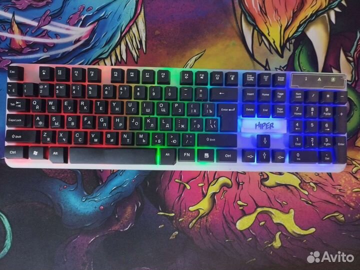 Игровая клавиатура с подсветкой