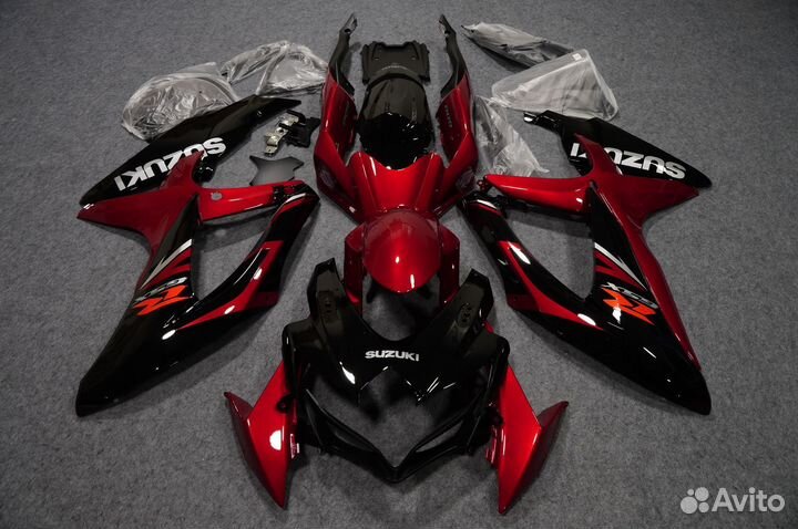 Комплект пластика на Suzuki GSX-R600/750 2008-2010