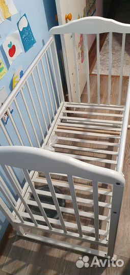 Детская кроватка