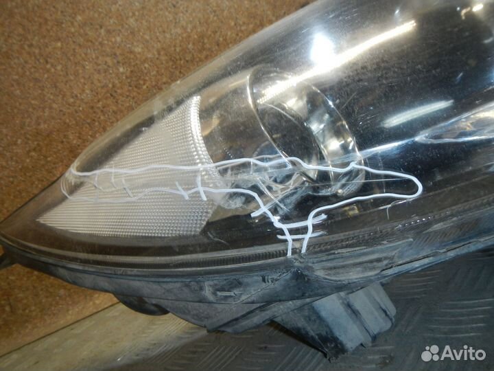 Фара правая Kia Sportage