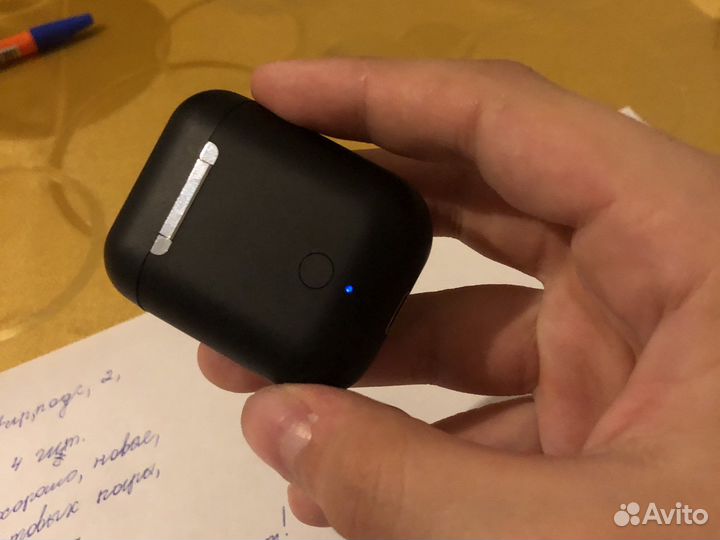 Беспроводные наушники apple airpods