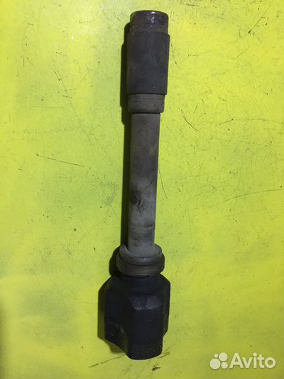 Приводной вал правый Ситроен Citroen C4 EP6