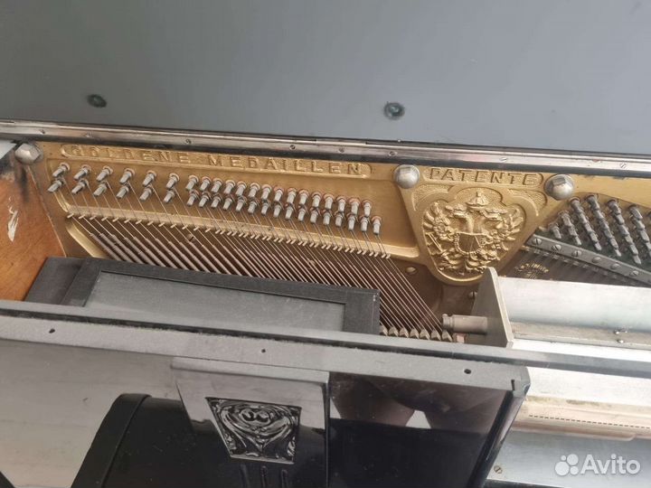 Механическая пианино, пианола