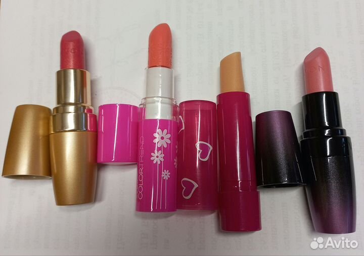 Помада Avon