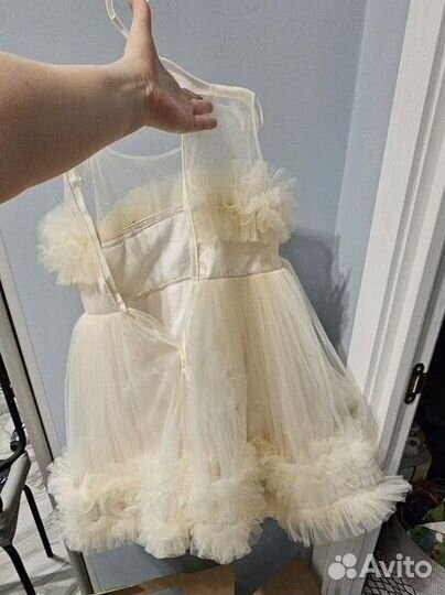 Нарядное платье для девочки