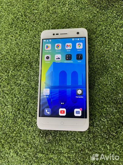 ZTE Blade V8 mini, 3/32 ГБ