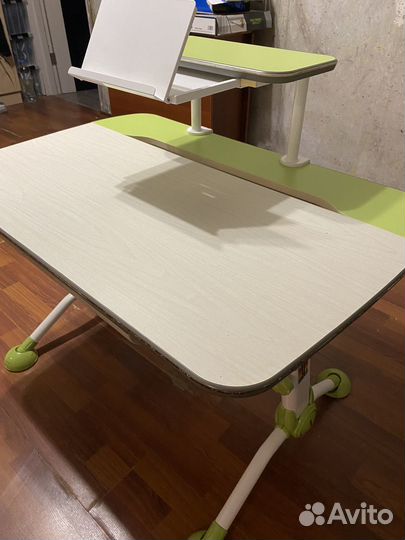 Растущая парта и кресло