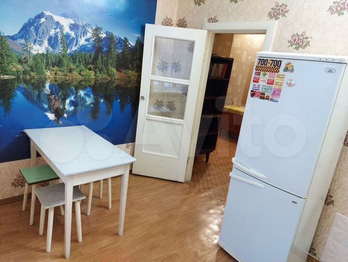 2-к. квартира, 56 м², 1/3 эт.