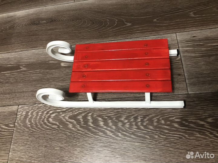 Сани декоративные