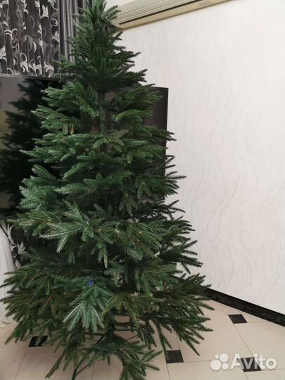 Елка искусственная