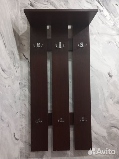 Вешалка в прихожую