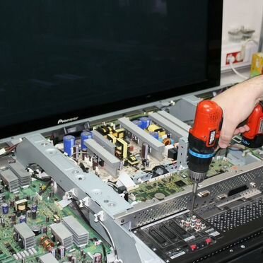 Телевизор не включается / Ремонт и настройка / Выезд сегодня на дом / Быстро / С гарантией