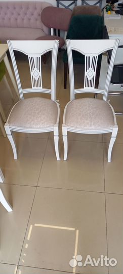 Стул из массива бука