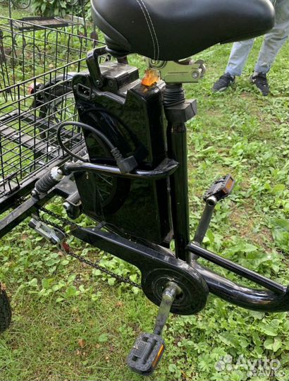 Трёхколёсный электровелосипед